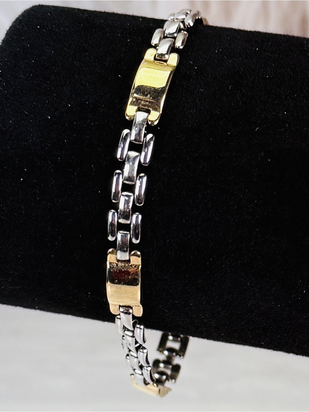 Vintage Goldtone and Silvertone Dainty Chain Bracelet